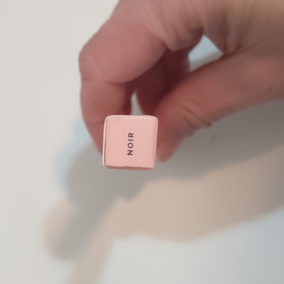 Lisa Armstrong Avon eyeliner - Picture 6 of 8